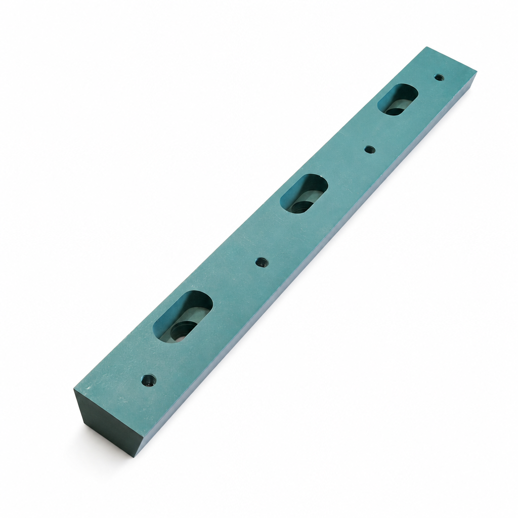 Tightening wedge, swing – Metso C100 – image 2