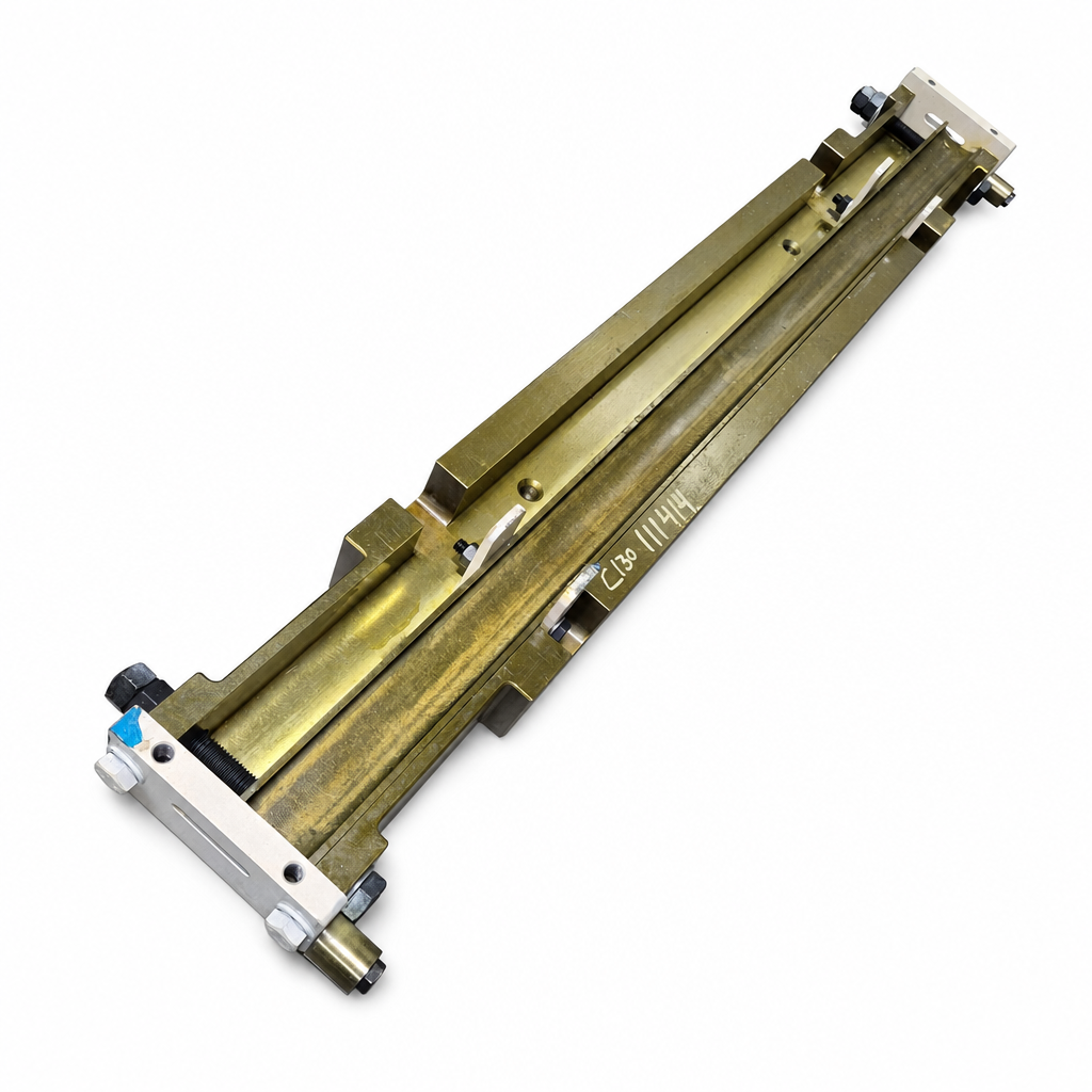 Toggle seat holder assembly – Metso C130