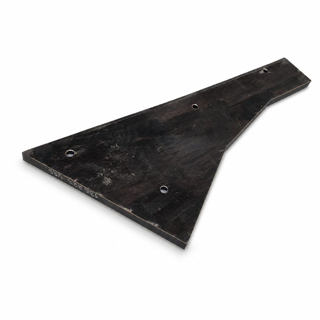 Discharger wear plate, rubber, middle deck left – Metso GP330